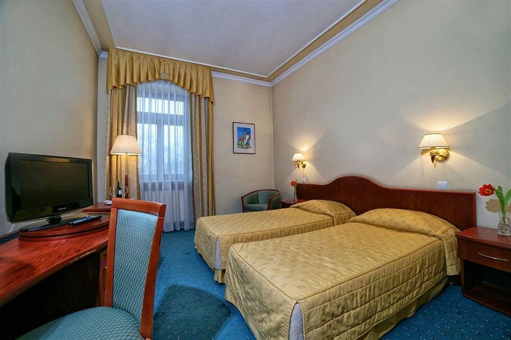 Hotel Palace Europa Lublin Ngoại thất bức ảnh