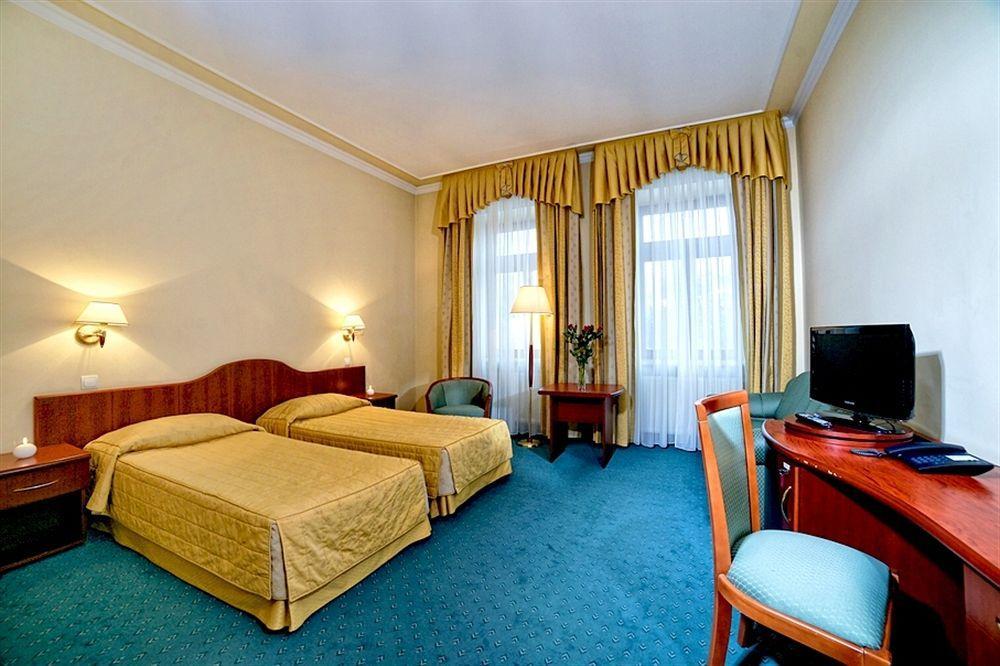 Hotel Palace Europa Lublin Ngoại thất bức ảnh