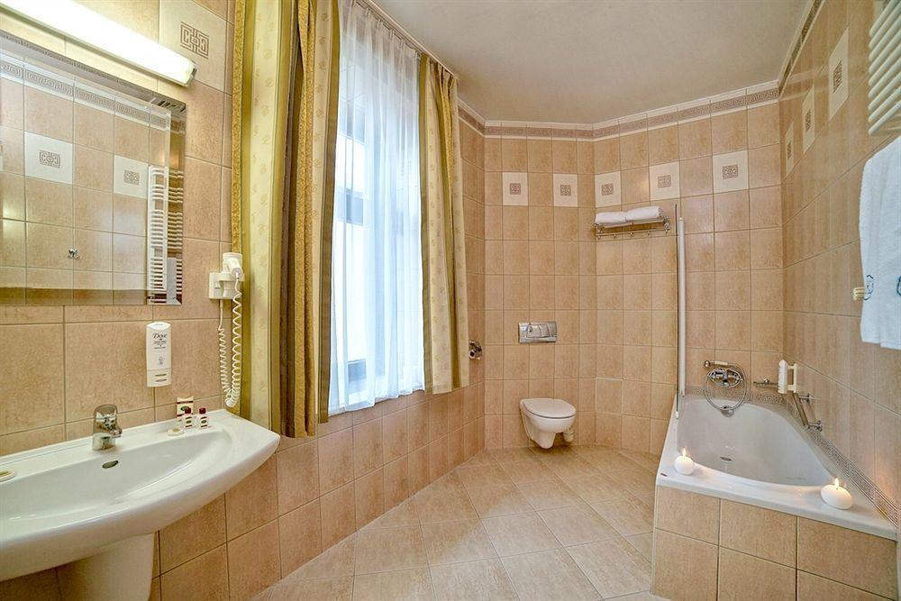 Hotel Palace Europa Lublin Ngoại thất bức ảnh