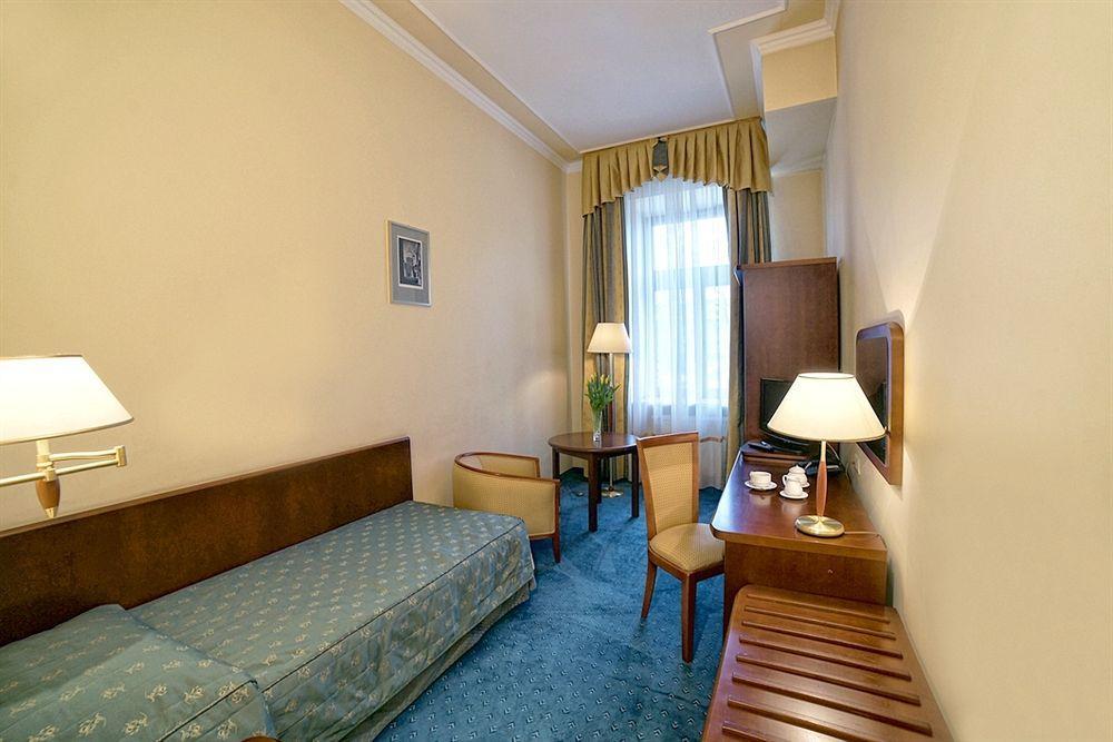 Hotel Palace Europa Lublin Ngoại thất bức ảnh