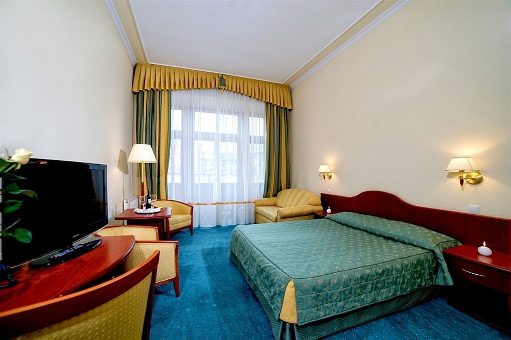 Hotel Palace Europa Lublin Ngoại thất bức ảnh